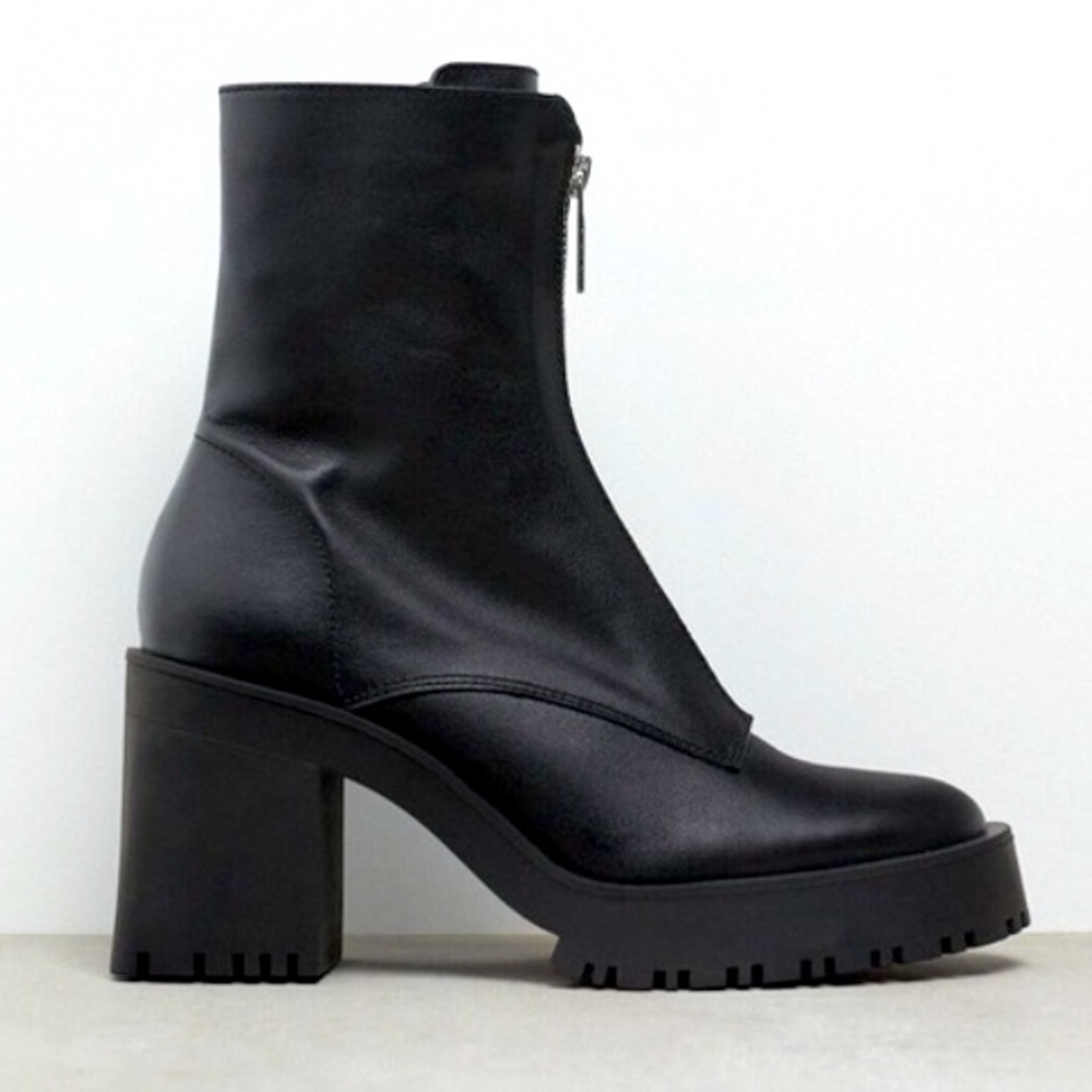 ZARA Black Leather Chunky Heel Ankle Boots 40